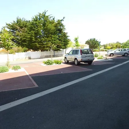 En Bord De Avec Balcon Et Parking - Fr-1-224c-334 Saint-Jean-de-Monts