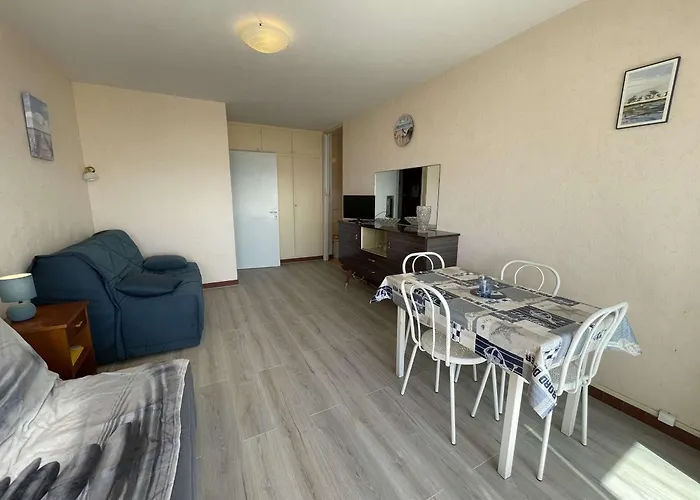 아파트 En Bord De Avec Balcon Et Parking - Fr-1-224c-334 *