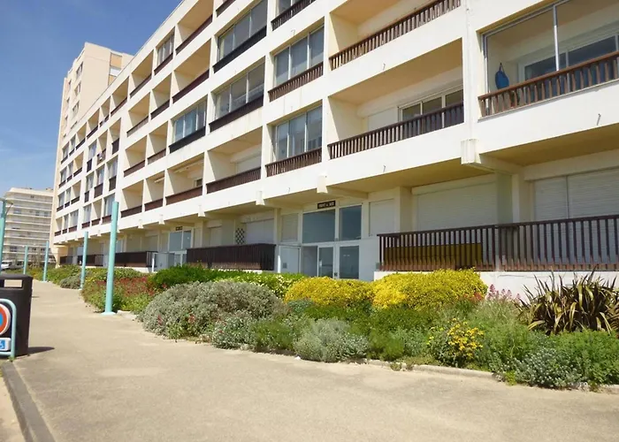 En Bord De Avec Balcon Et Parking - Fr-1-224c-334 생장드몽